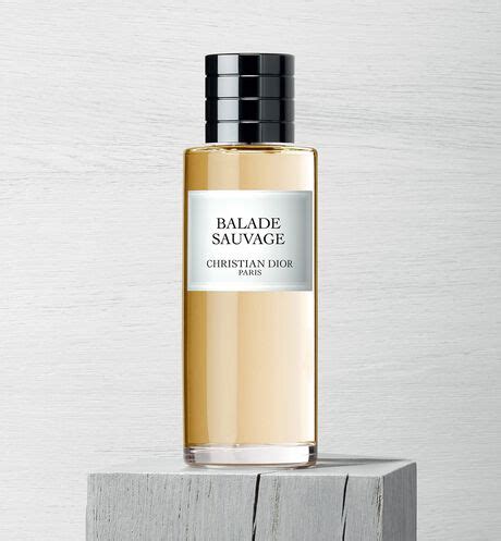 Balade Sauvage: unisex fragrance that evokes a sea 